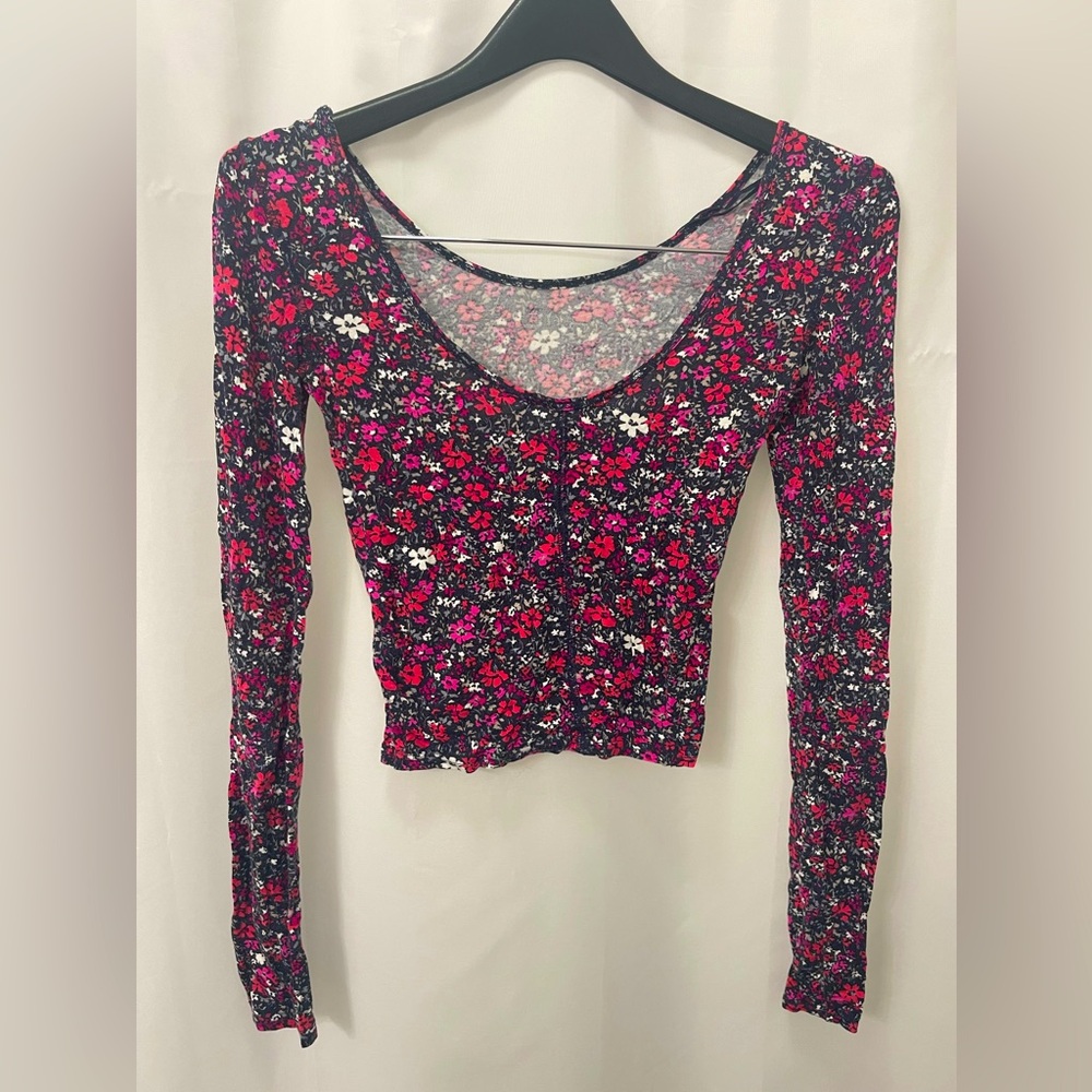 Xhilaration Floral Top Size XS